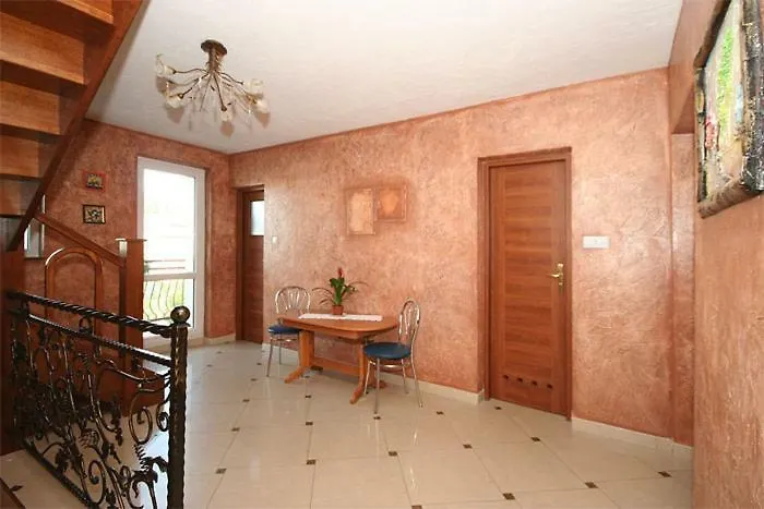 Lidia Prywatne * 莱鲍